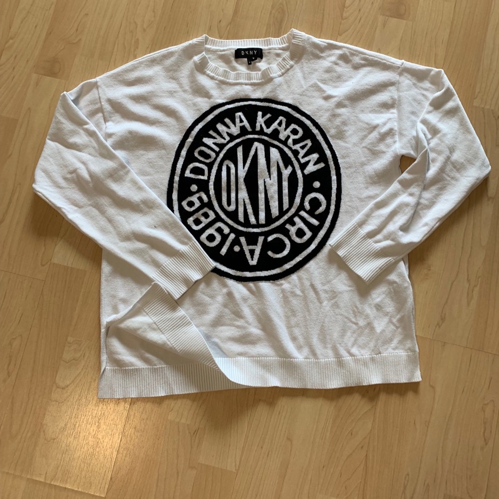 DKNY Women's Sweater M